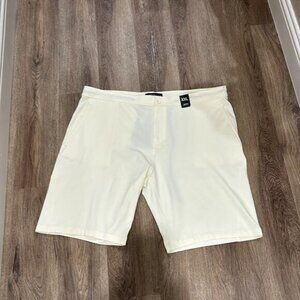 Men’s Jeff Shorts Size XXL in Cream 90% Cotton 10% Polyester Button n Drawstring